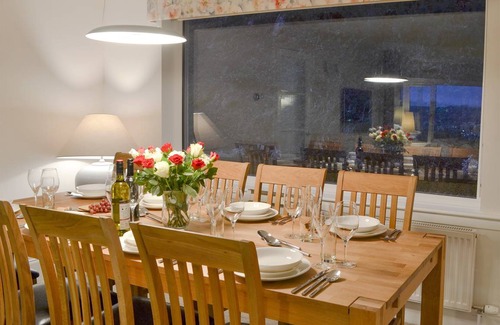 North Kessock Cottage | Cabin ∙ 5 bedrooms ∙ 10 guests