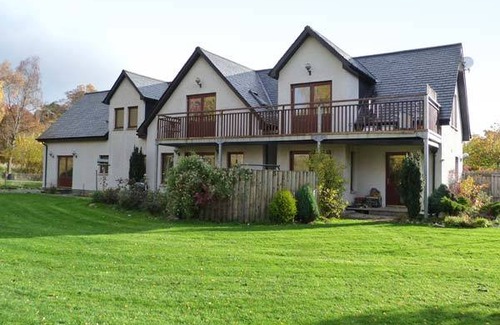 Newtonmore Cottage | Cabin ∙ 5 bedrooms ∙ 10 guests