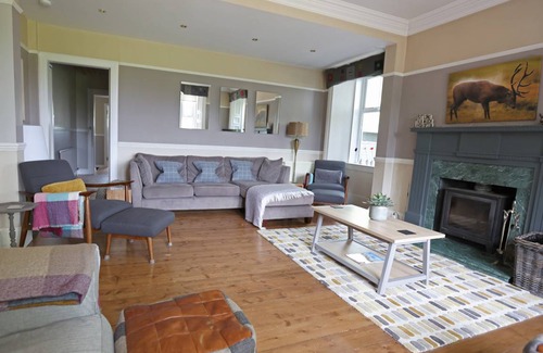 Pitlochry Cottage | Cabin ∙ 7 bedrooms ∙ 14 guests