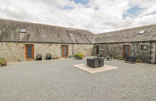 Newton Stewart Cottage | Cabin ∙ 2 bedrooms ∙ 4 guests