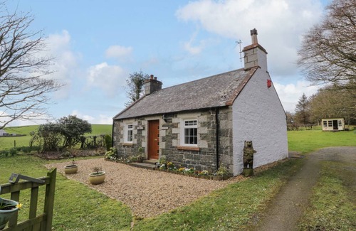 Stranraer Cottage | Cabin ∙ 2 bedrooms ∙ 4 guests