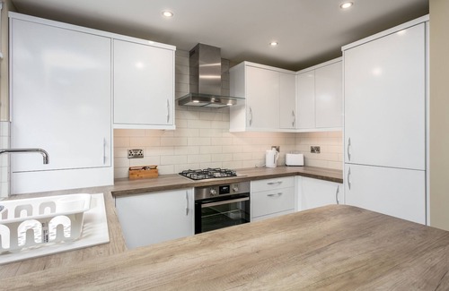 Ayr Apartment | Cairn Suite - Donnini Apartments