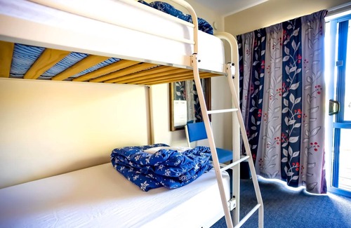 Te Anau Other | Camping ∙ 8 guests