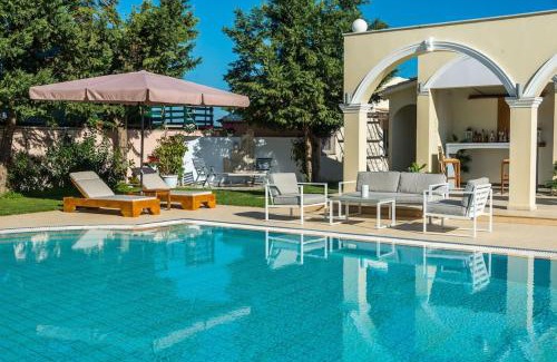 Gaitanion Villa | Casa di Voz Suites complex & free gym services by "elite"