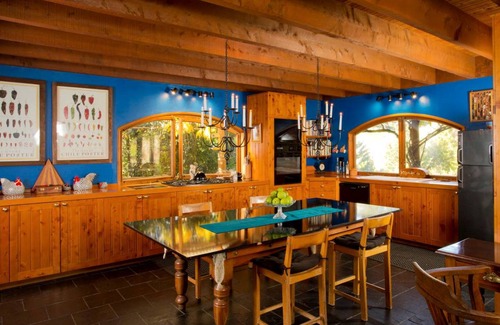 Upper Moutere Other | Castle ∙ 1 bedroom ∙ 16 guests