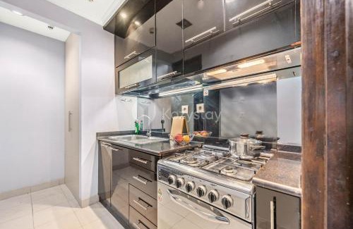 East Kuningan Apartment | Central by Kozystay - Mega Kuningan