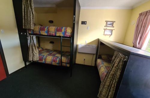 Franz Josef Glacier Hostel | Chateau Backpackers & Motels