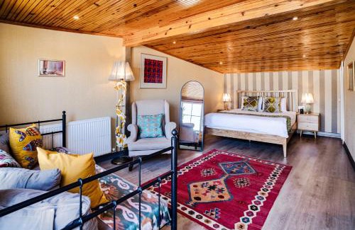 Old City Hostel | Cheers Hostel