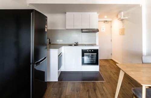 Battery Point Apartment | Chic Battery Point Apartment 3 mins to Dark Mofo