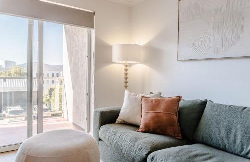 Battery Point Apartment | Chic Battery Point Apartment 3 mins to Dark Mofo