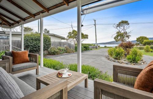 Dover House | Coastal Retreat