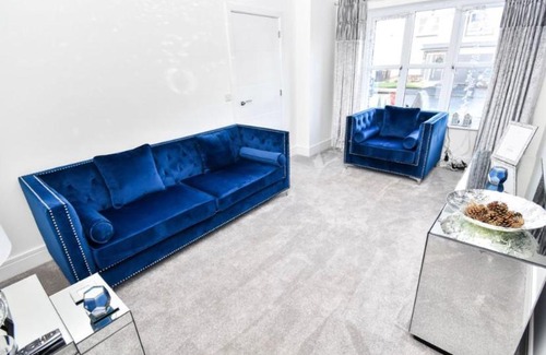 Bishopton House | Cop26 4 bedroom detached house