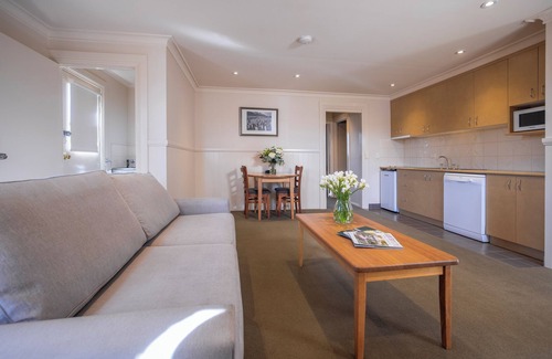 Prospect Vale Apartment | Country Club Villas
