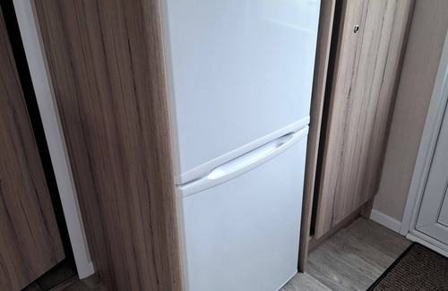Prestonpans House | Cozy 2-bedroom caravan in welcoming SetonSands with WiFi close to the beach