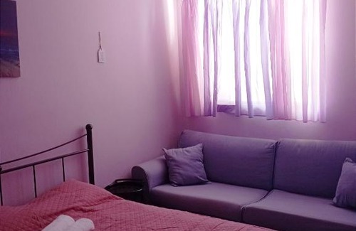 Piraeus Apartment | Cozy apartment close to the port.