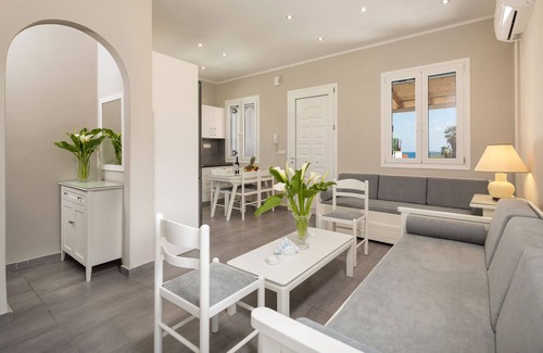 Zakynthos Town Apartment | Demargia Villa C - Loft Apartment in Zakynthos Town for 2 - 4 persons