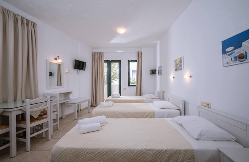 Stalida Hotel | Dionysos Apartments and Studios