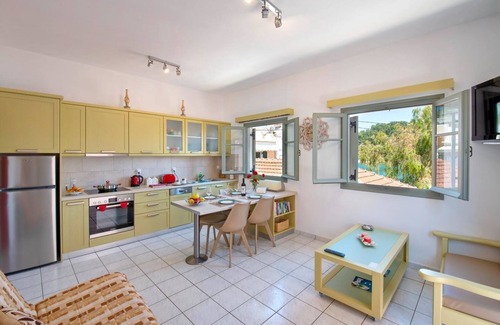 Gaios Apartment | Dora I Studio - Studio Apartment, Sleeps 3