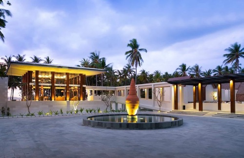 Pemenang Villa | Duplex Villa with Private Pool and Beach Access 11