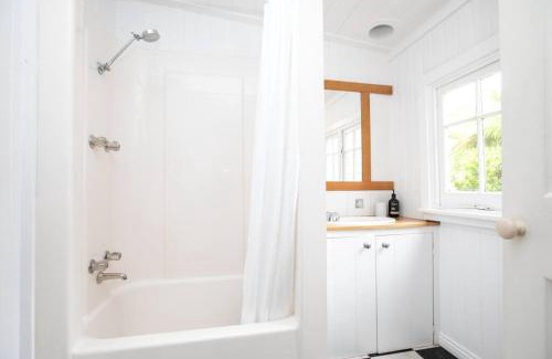 East Launceston Apartment | East Launceston with Views and Parking