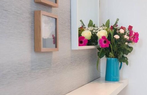 Morningside Apartment | Edinburgh Home with a View