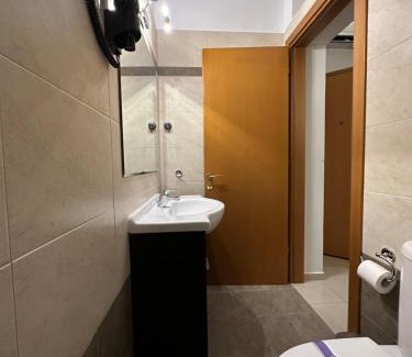 Elliniko-Argyroupoli Apartment | Elegant Escapes 5