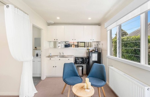 North Hobart Condo | Elliston Cottage North Hobart x 2