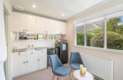 North Hobart Condo | Elliston Cottage North Hobart x 2