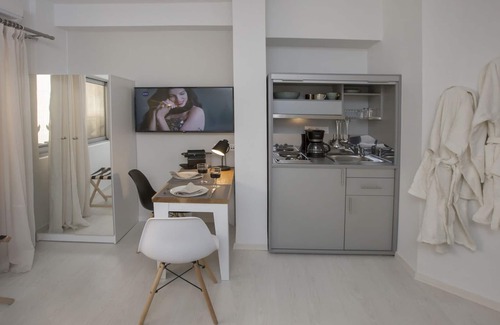Athens City Centre Apartment | Ermou Stylish Suite Studio