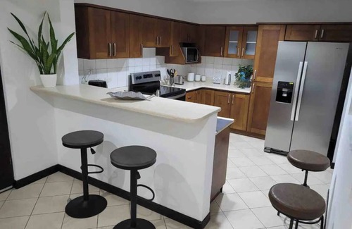 Escazu Apartment | Exclusive apartment, Sunshine Place, near Starbucks and Escazu Ave.