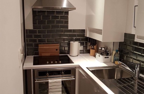 New Town Apartment | fantastic 2 bedroom on a bohemian street in Edinburgh's New Town
