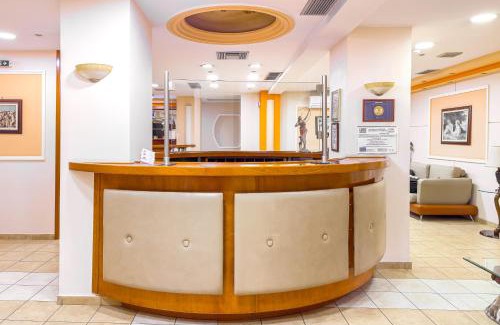 Piraeus Hotel | Faros II