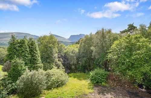 Torlundy House | Finest Retreats - The Logs