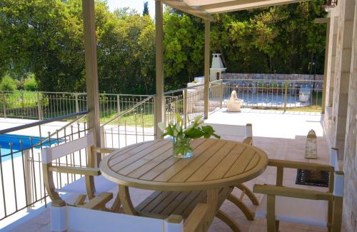 Logarata Villa | Forest Villas Kefalonia