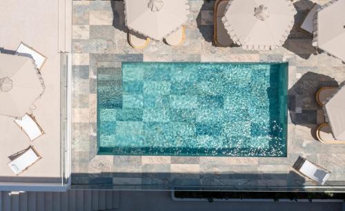 Nikita Apartment | FOS Luxury Suites