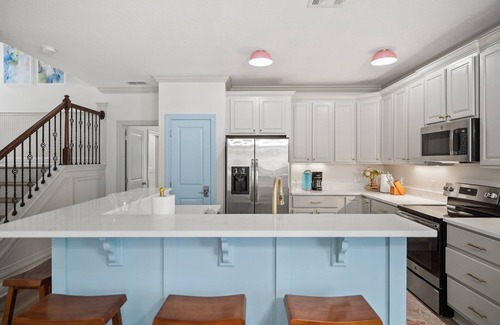 Villages of Crystal Beach House | Fully Loaded | Pool | 3 Kings | A+ Location