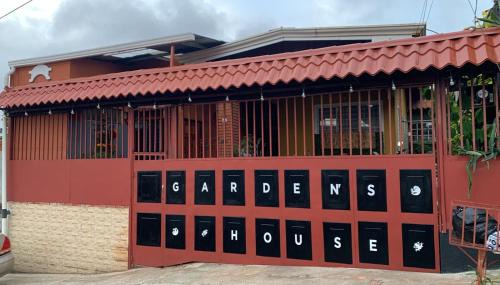 Villa Bonita Hostel | Gardens House, Airport Juan Santamaría, Alajuela, San José