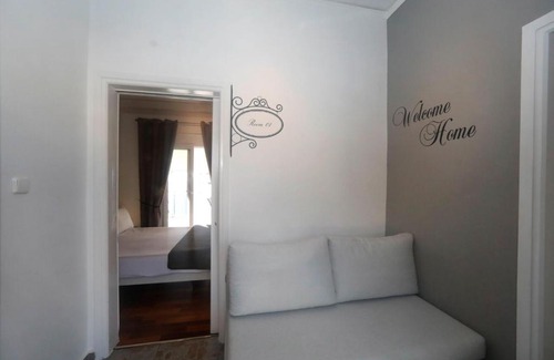 Kerameikos Apartment | Gazi Penthouse