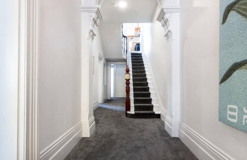 Launceston CBD Apartment | Generous Victorian Terrace in CBD – parking & wifi