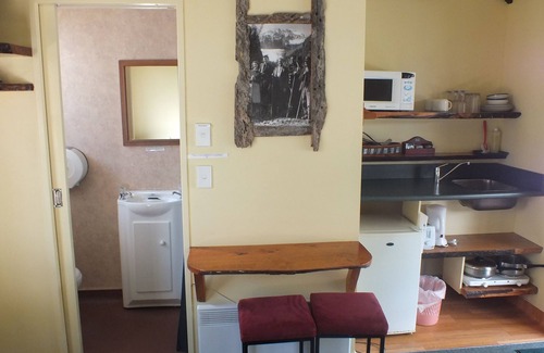 Franz Josef Glacier Hostel | Glow Worm Accommodation - Hostel
