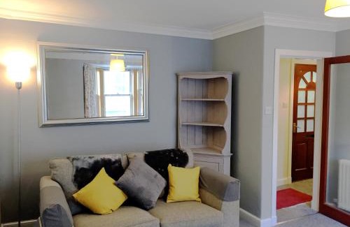 Dunbar Apartment | Gorgeous 3 bedroom Dunbar Serviced Apartment