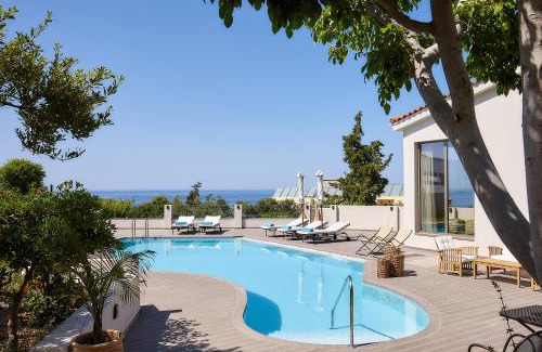 Koutouloufari Hotel | Grace Villas Collection