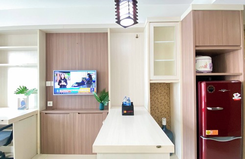 Jatinegara Apartment | Great City View Studio At Tamansari The Hive Apartment