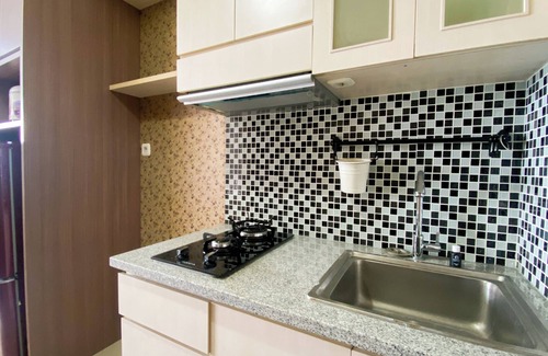 Jatinegara Apartment | Great City View Studio At Tamansari The Hive Apartment