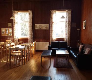 Helmsdale Hostel | Helmsdale Lodge Hostel - all rooms en-suite