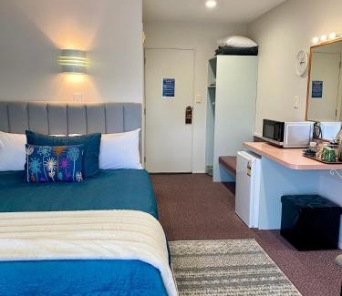 Haast Hotel | Heritage Park Lodge