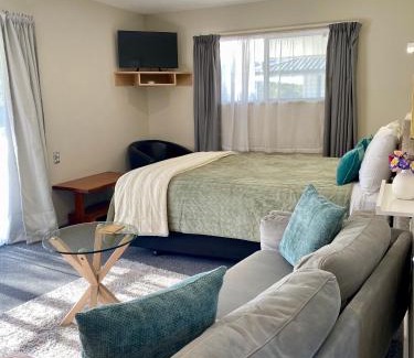 Haast Hotel | Heritage Park Lodge