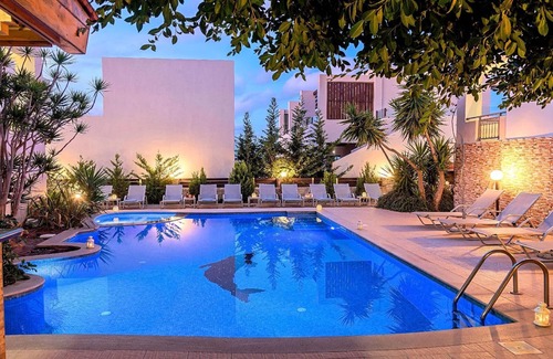 Kournas House | Holiday house Yeoryioupolis Kriti for 1 - 28 persons with 10 bedrooms - Holiday home