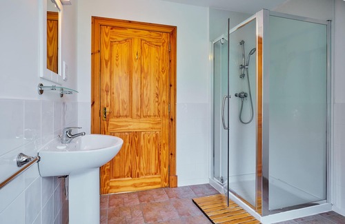 Blairgowrie Cottage | HOLLY HOUSE, pet friendly, character holiday cottage in Alyth