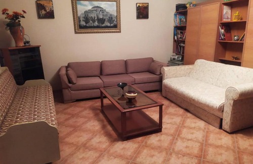 Spata-Artemida Apartment | Homely